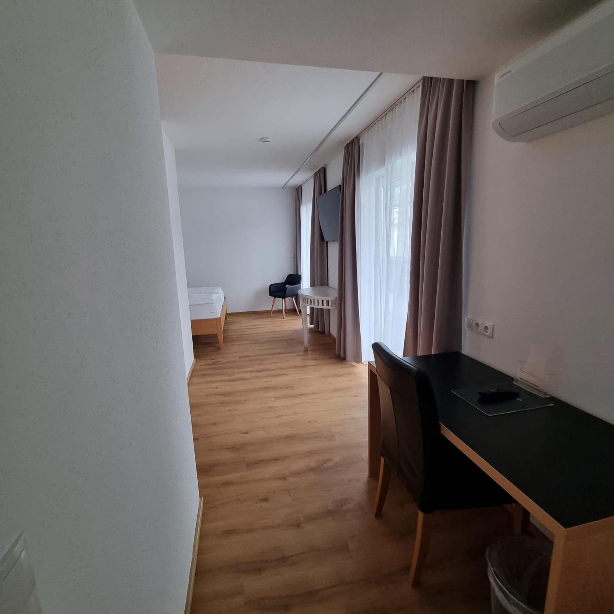Hotel Central Bregenz Bagian luar foto