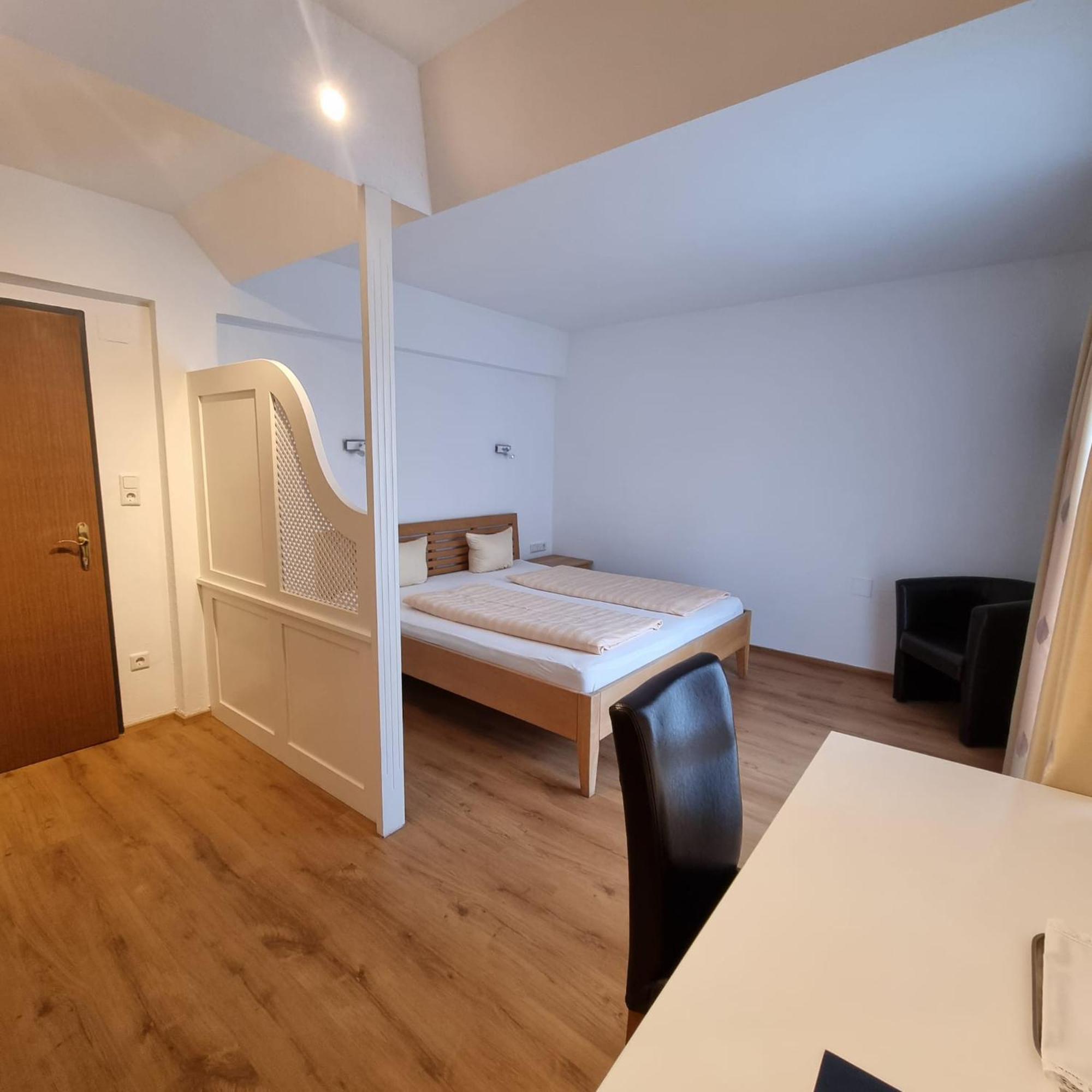 Hotel Central Bregenz Bagian luar foto