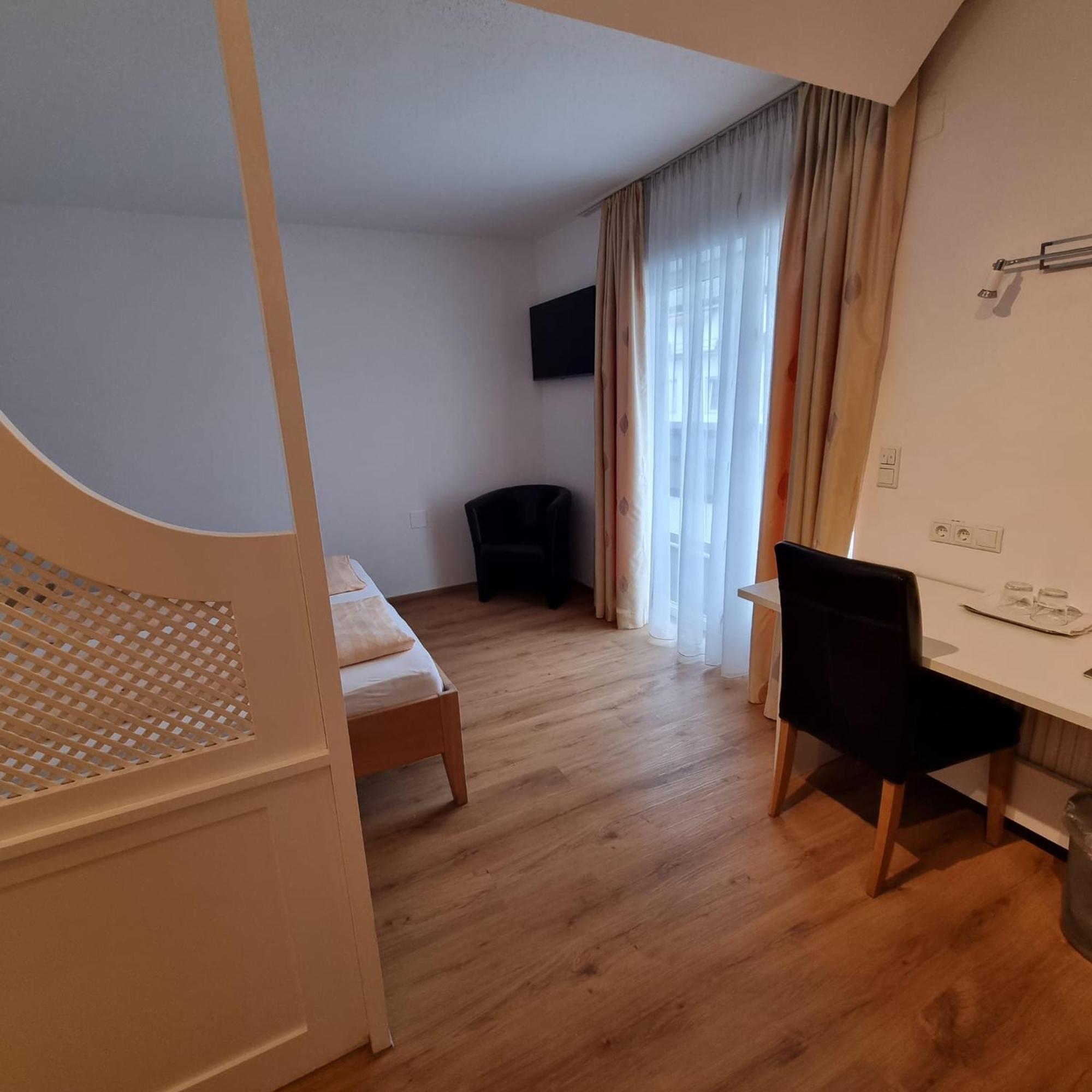 Hotel Central Bregenz Bagian luar foto