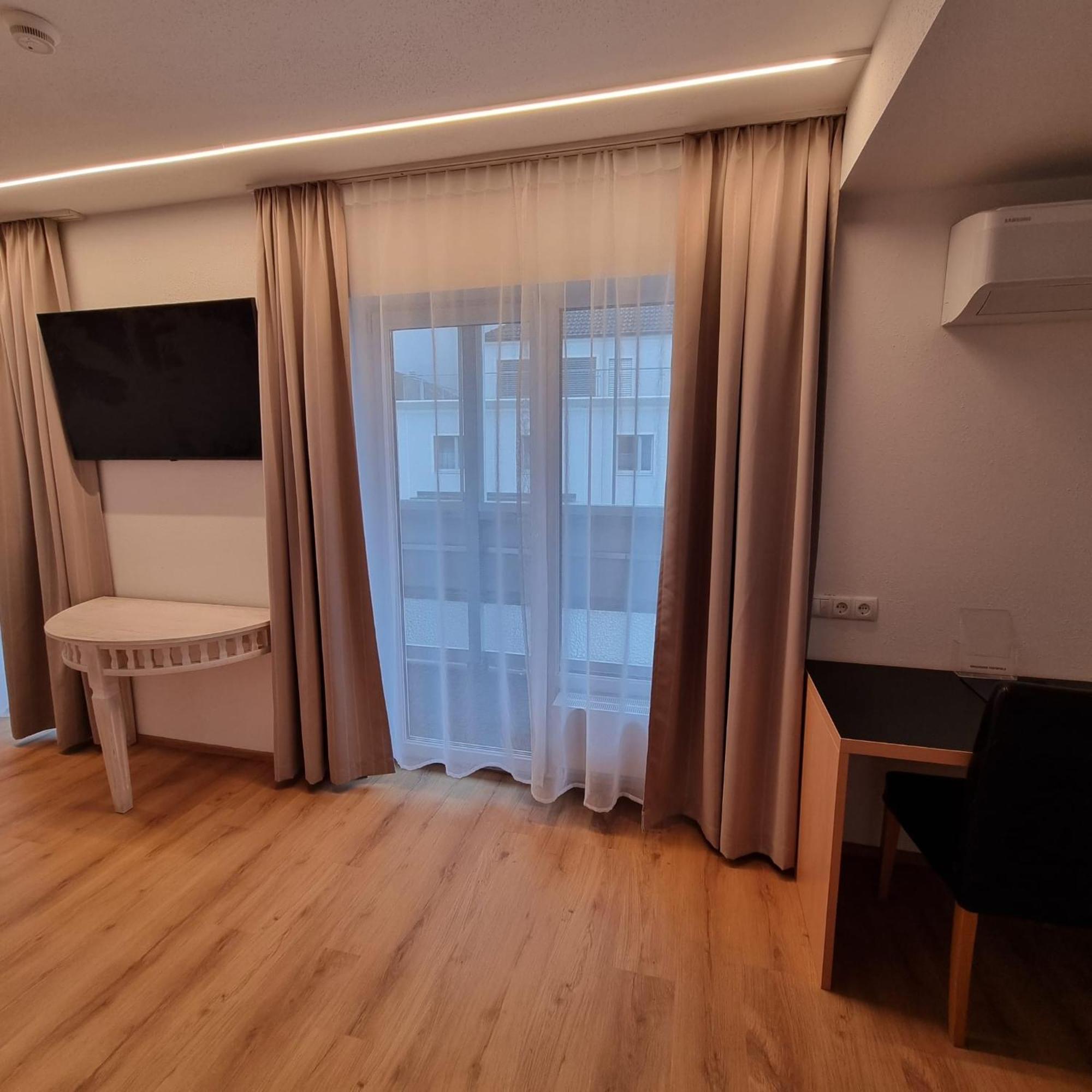 Hotel Central Bregenz Bagian luar foto