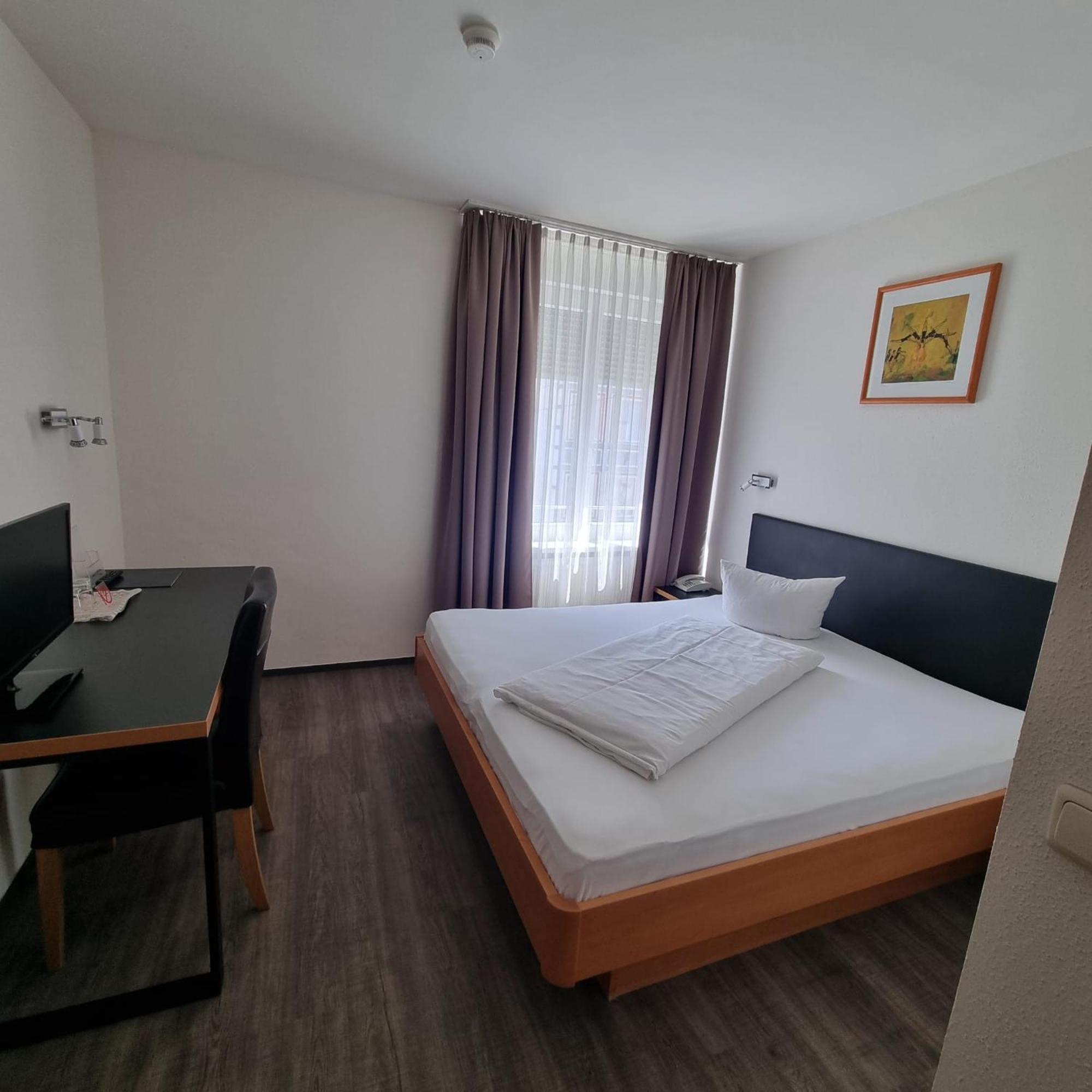 Hotel Central Bregenz Bagian luar foto